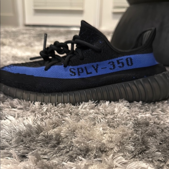 Adidas Kids Yeezy Boost 350 V2 ‘Dazzling Blue’ - Picture 4 of 5